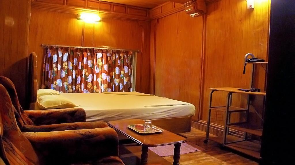 Hotel Sagar Kambam Exterior foto